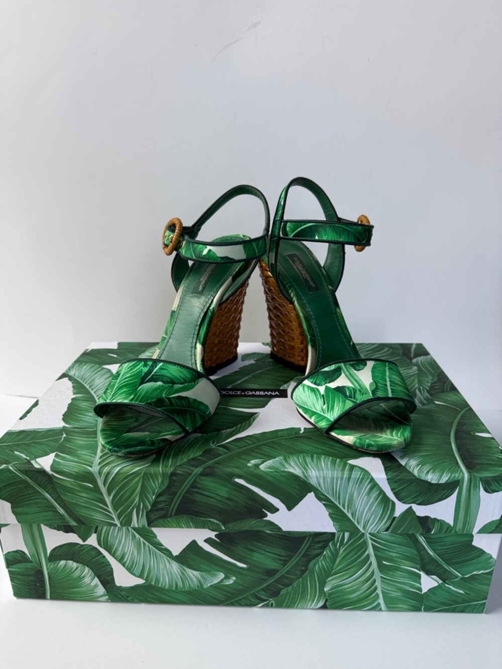 Dolce & Gabbana Palm-Print Green Banana Leaf Raffia Block Heel Sandals size 7 - Picture 3 of 17